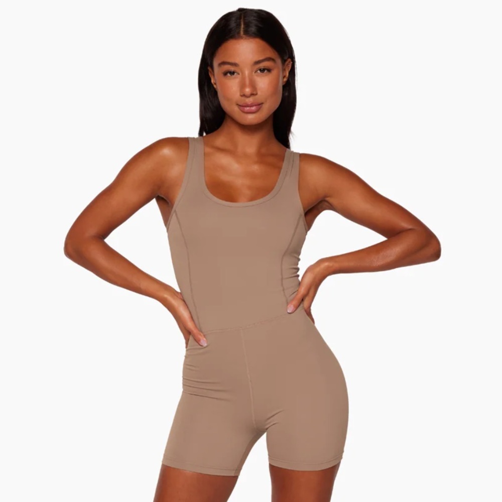 Setactive shortysuit 🤎